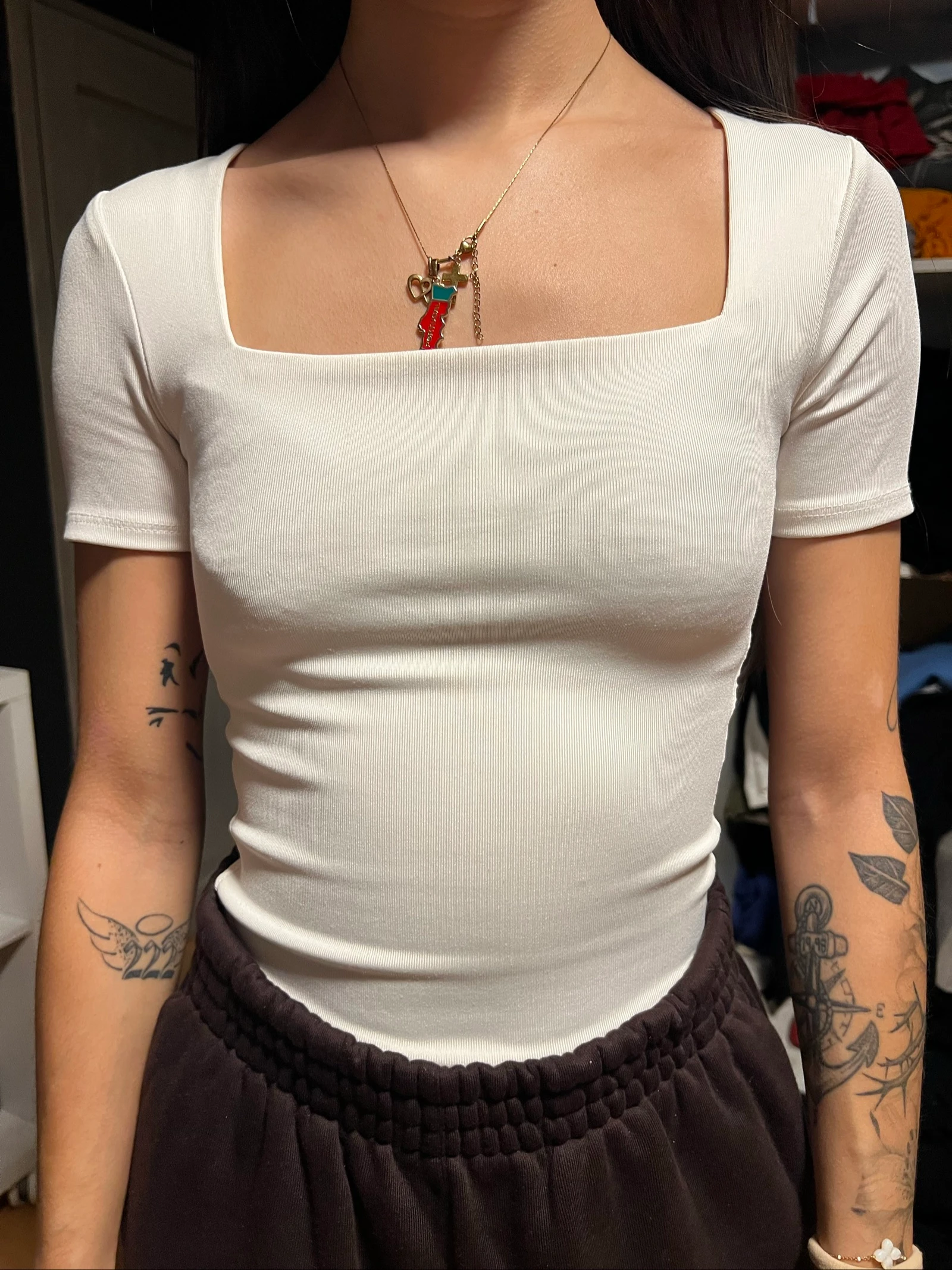 T-shirt col carré 